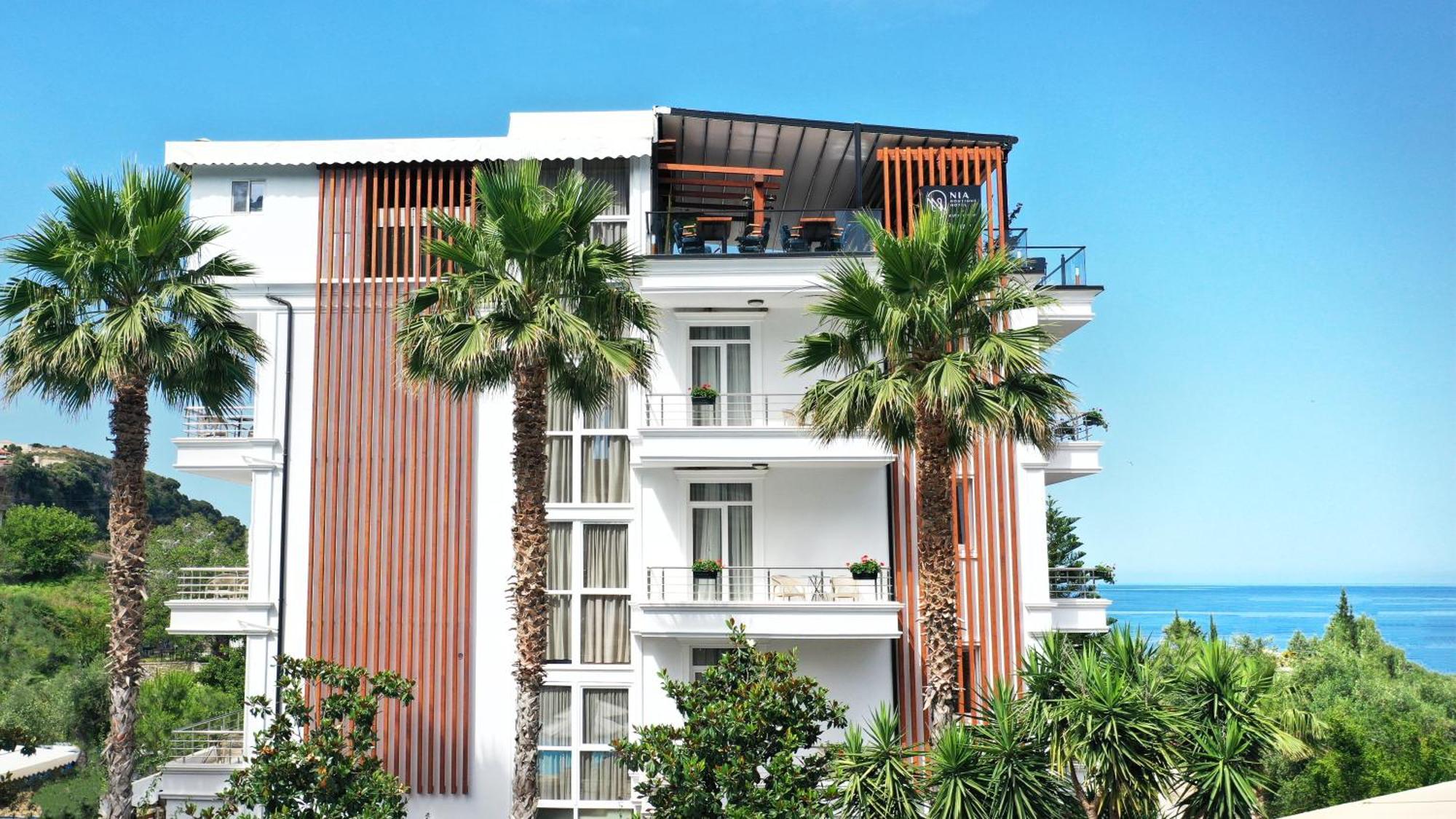 Nia Boutique Hotel By Rapo'S Resort Himare Esterno foto